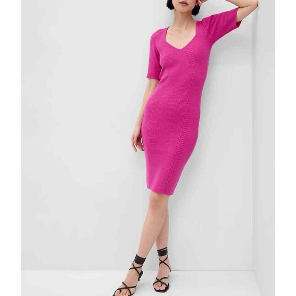 GAP Pink Bodycon Midi Dress V-Neck Short Sleeve